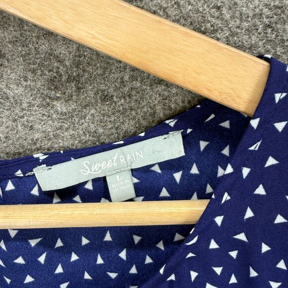 Sweet Rain Blouse Women L Large Blue Geometric Short Sleeve Hook & Eye Casual - Picture 3 of 7
